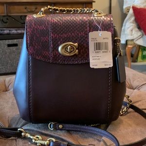 COACH PURSE. Never been used with tag.